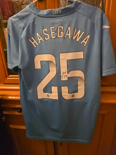 Signed Yui Hasegawa Jersey With Photo & Video of the Signing - Originally purchased off ebay from a...