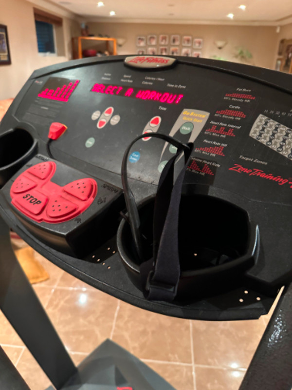 Life Fitness T3 Treadmill. GREAT CONDITION. Moving!! Exercise