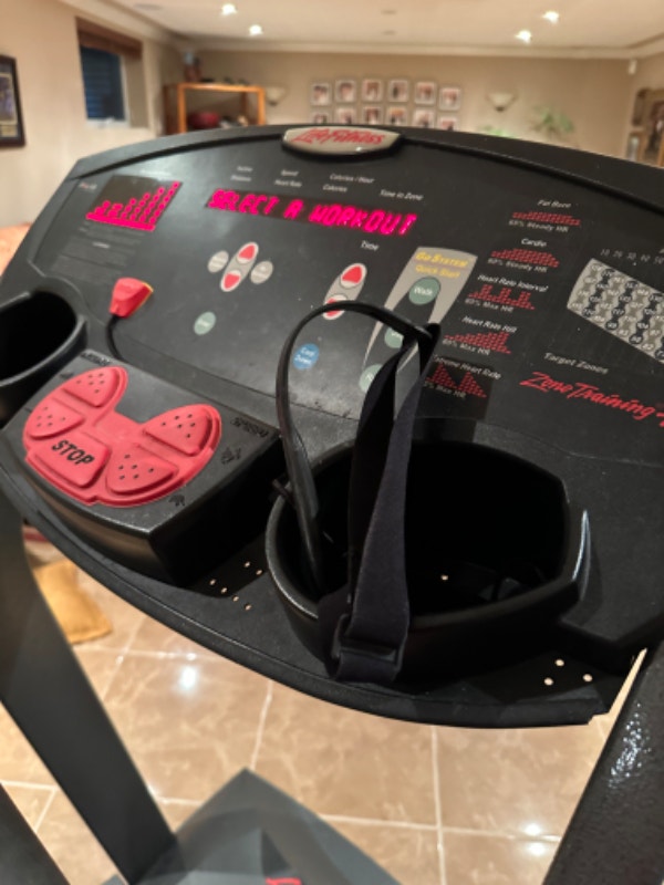 Life Fitness T3 Treadmill. GREAT CONDITION. Moving!! Exercise