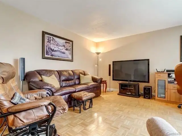  Beautiful 3-Bedroom House for Rent in Gatine in Long Term Rentals in Gatineau - Image 5