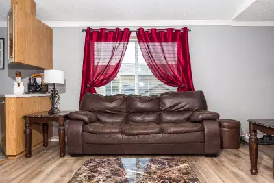 Increase your chance for renting house with professional pictures. Photography is a very important—i...