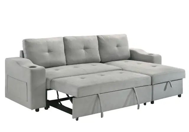 Fabric sectional sofa and chaise with hide-a-bed Storage in Couches & Futons in Vancouver - Image 4