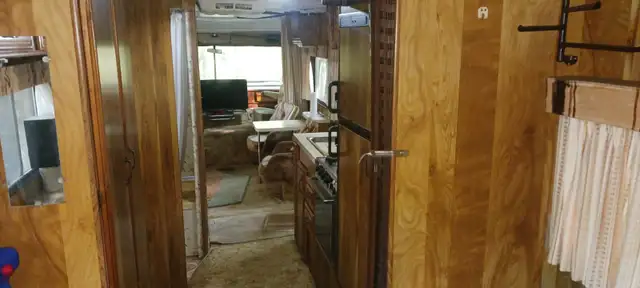 Motorhome, 34' Corsair, 454 GM in RVs & Motorhomes in Muskoka - Image 7
