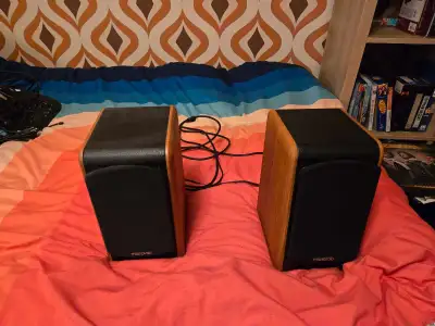 Microlab Stereo Speakers w/Bluetooth, View more