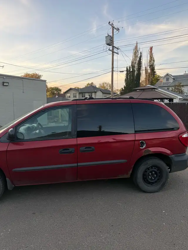2002 Dodge Caravan573329924487260161