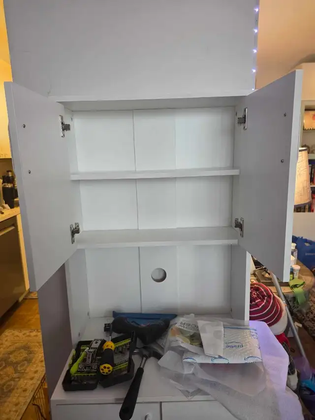 White Kitchen Pantry Cabinet in Hutches & Display Cabinets in City of Toronto - Image 6