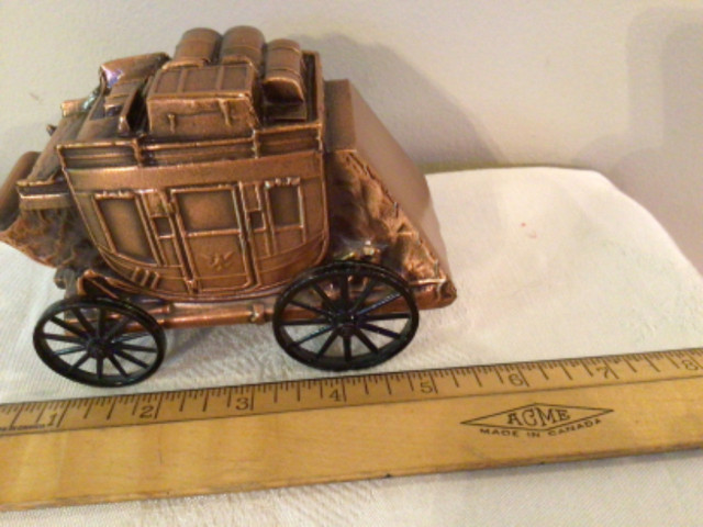 Bronze plated metal Stagecoach in Arts & Collectibles in Edmonton - Image 3
