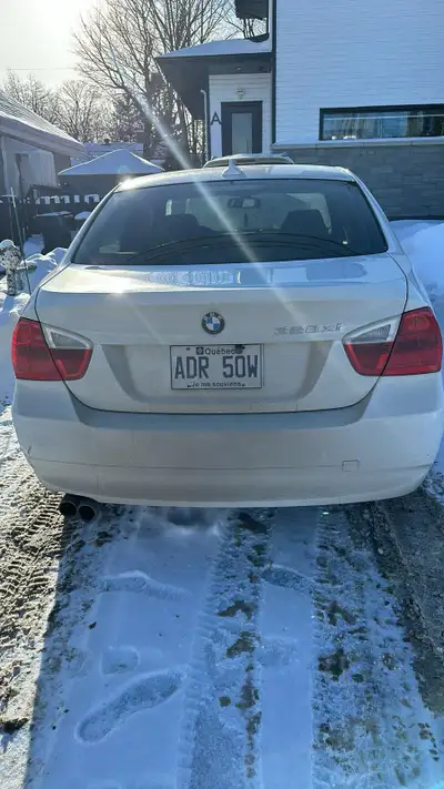 BMW 328xi 