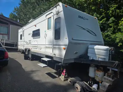 Max-lite travel trailer rv