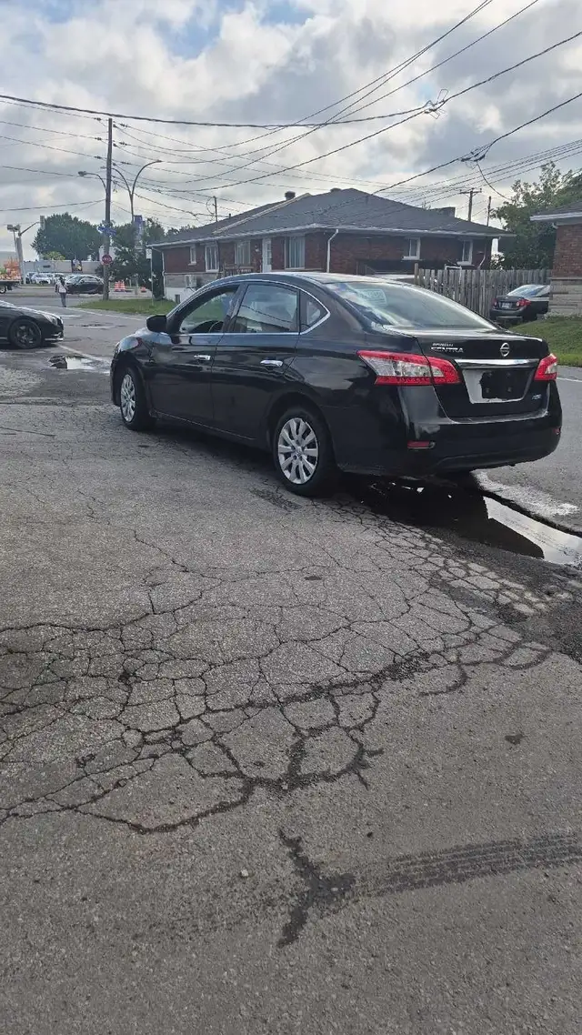 Nissan Sentra571064689843906562
