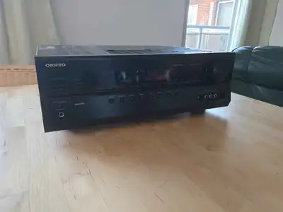 9 Piece Onkyo home theater set. Comes with receiver, subwoofer, 2x front speakers, 4x surround speak...