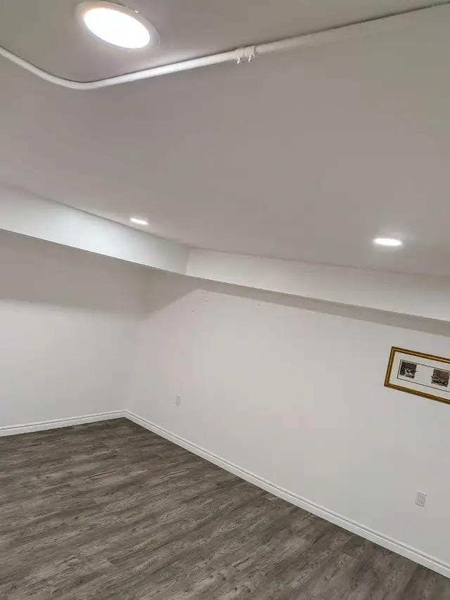Space for Rent in Commercial & Office Space for Rent in Oakville / Halton Region - Image 3