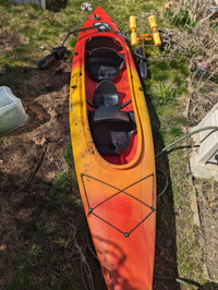 2 Seater Kayak with accessories 