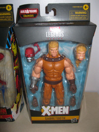 Brand New & Sealed Marvel Legends AOA Sabretooth (Colossus Wave)