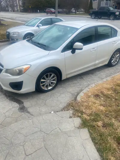 Subaru impreza 2012 281000km fonctionne tres bien