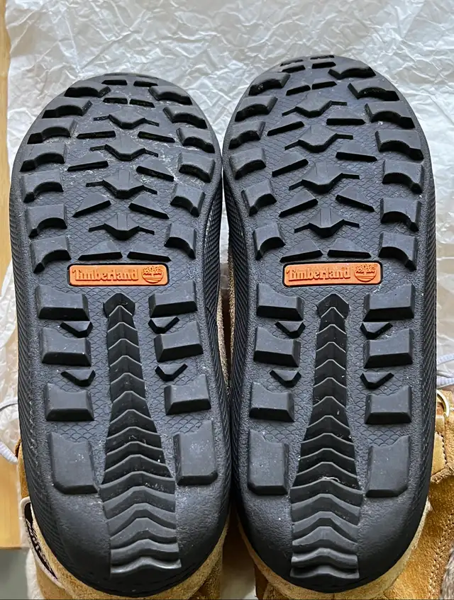 Timberland Winter Boots - Women's Size 8 in Other in City of Toronto - Image 5