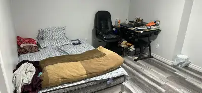 Master Bedroom for Sharing. Looking for FEMALE student/working professional to share the Master Bedr...