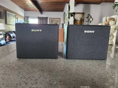 Nice pair of small Sony 60 watt bookshelf speakers for your home audio setup. Hang them on the wall,...