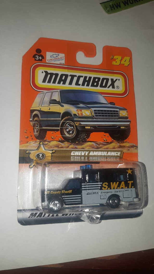 Chevy Ambulance SWAT vehicle Matchbox 1999 in Toys & Games in Guelph