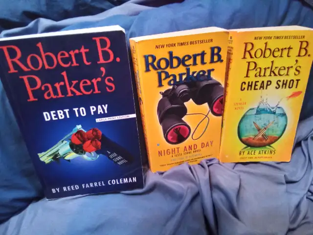 14 - ROBERT B. PARKER NOVELS in Fiction in Winnipeg - Image 5