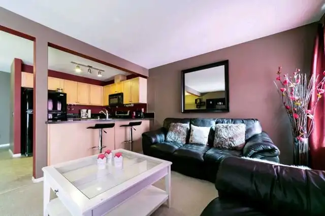 3 BDRM Townhouse For Short Term and Vacational rental in Alberta in Canada - Image 3