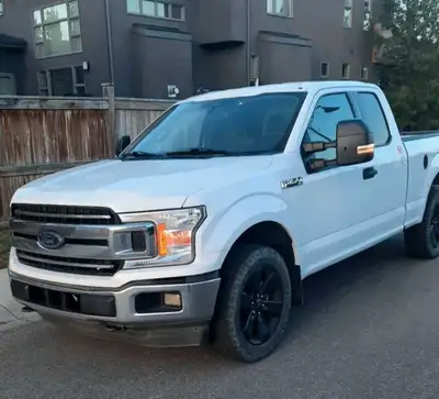 Selling my 2020 Ford F150 4x4 XLT SuperCab, V8. 5.0L Clean Report Well-maintained Truck Priced for q...