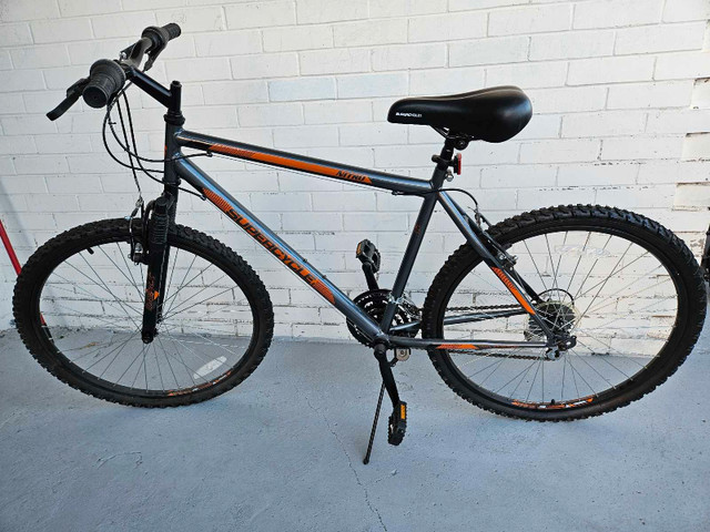Supercycle Nitro. Mountain Bike, 26 in.  in Mountain in City of Toronto - Image 2