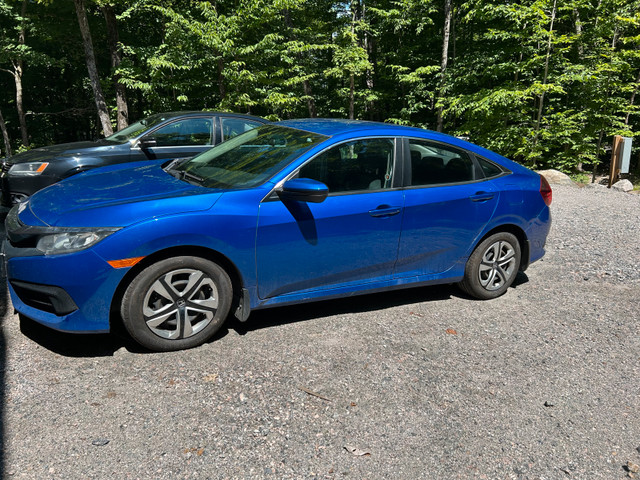 2017 Manual Honda Civic in Cars & Trucks in Muskoka
