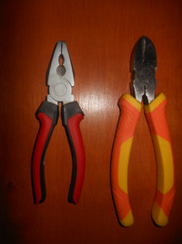 Pliers