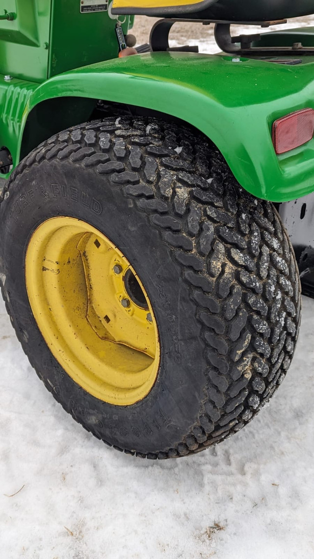 REDUCED : John Deere 214 garden tractor snowblower blade deck in Lawnmowers & Leaf Blowers in Red Deer - Image 4
