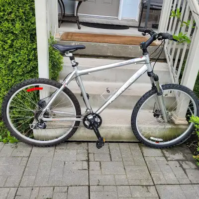 Norco Bush pilot Mountain Bike With disc brakes, View more