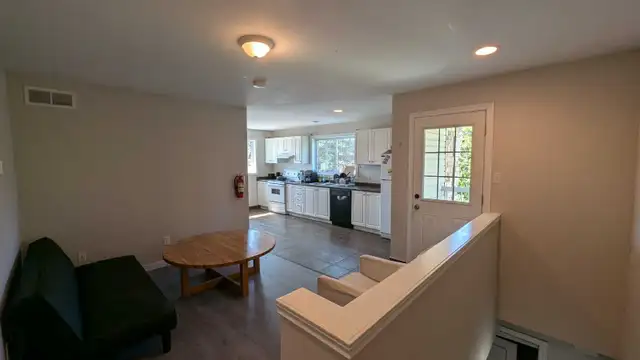 HUGE 17 Foot Long Bedrooms !! Walk to Laurier! in Room Rentals & Roommates in Kitchener / Waterloo - Image 7
