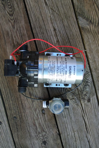 12V water pump with strainer