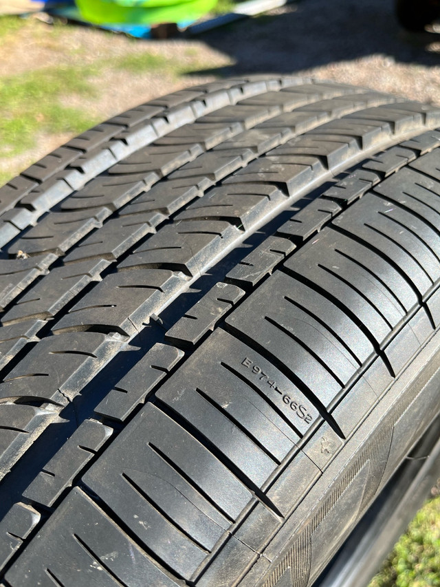 235/65/17 Michelin tire great shape  in Tires & Rims in Charlottetown - Image 3