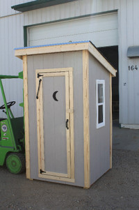 Outhouse - Custom sizes - 4x4 to 5x5ft