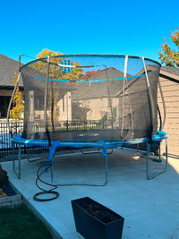 14 ft  Bounce Pro trampoline with full enclosure