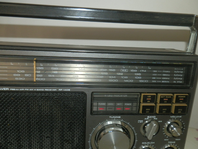 Panasonic RF-1405 PSB, AIR, FM, AM Radio. in General Electronics in City of Halifax - Image 2