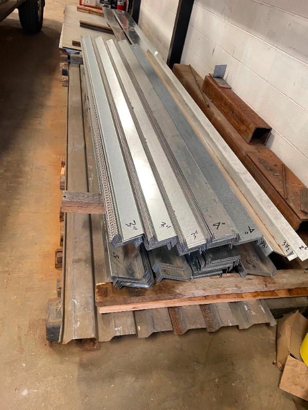 Metal Z-Bar wall or roof girts galvanized, 18 gauge, new in Roofing in Edmonton - Image 2