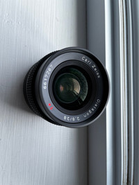 Carl Zeiss distagon 28mm f2.8 lens