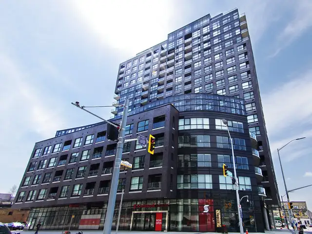 1 Victoria: 1 bed   parking available for rent