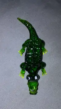 Glass Crocodile - 4 1/2 Inches