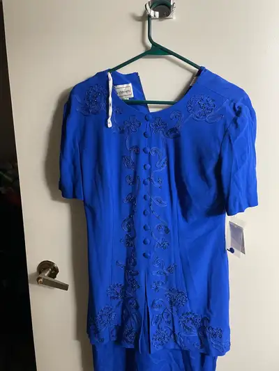Blue dress size 6 ladies Never worn
