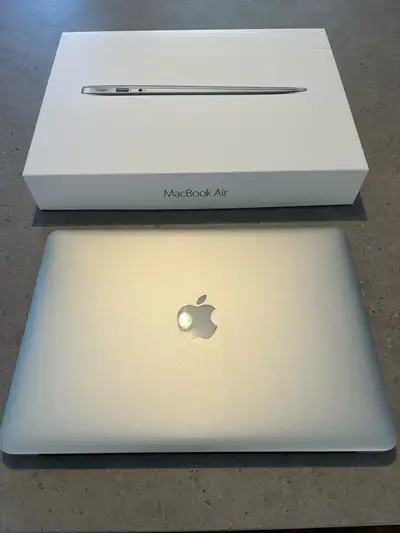 Selling great condition 2017 MacBook Air. No scuffs or scratches. 13” model with a 500GB hard drive...
