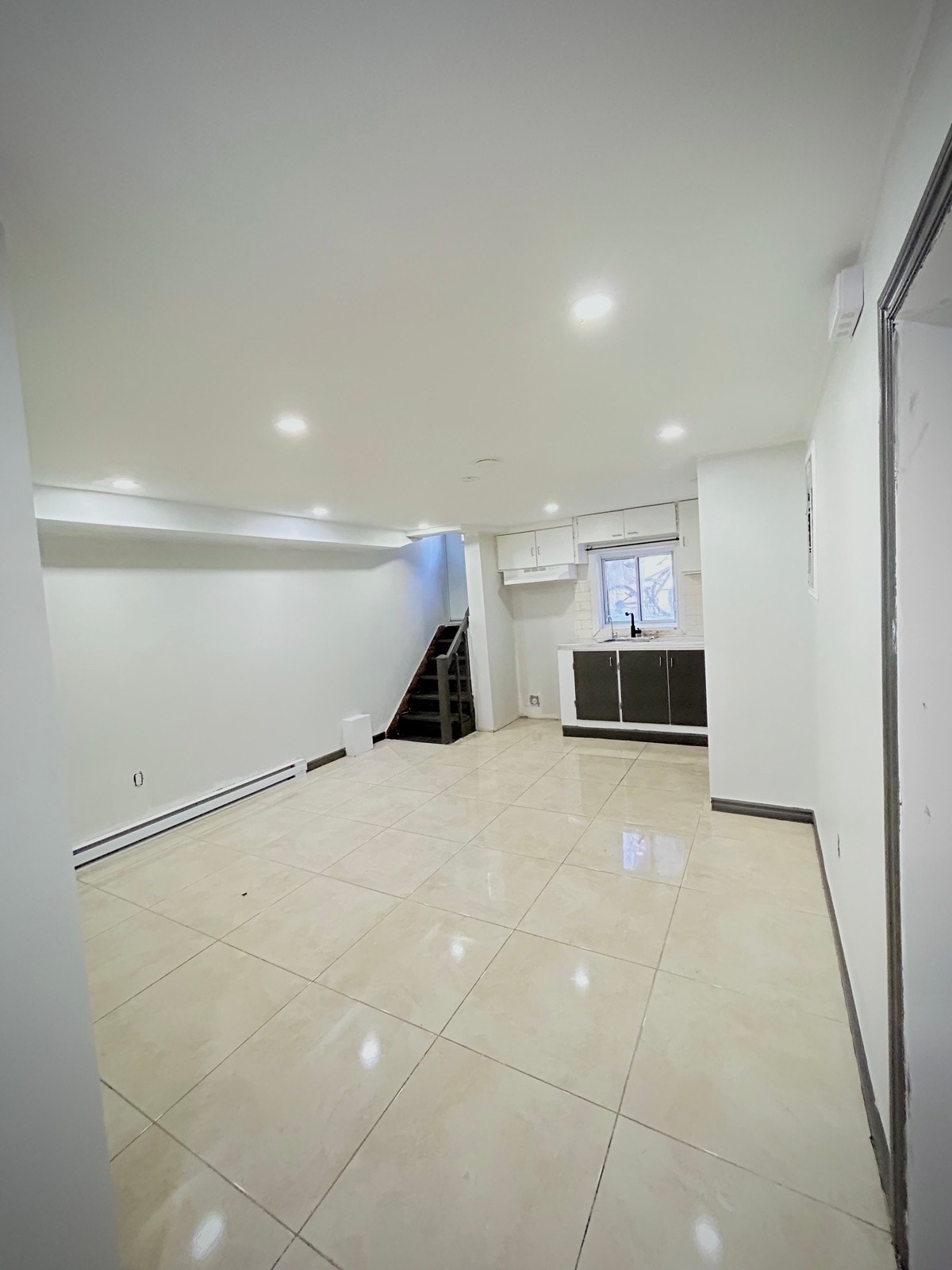 9117 14e Avenue — photo 2