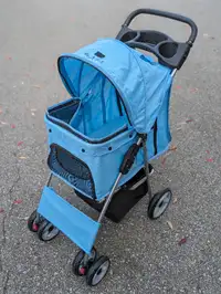 VIVO Blue Pet Stroller mint condition