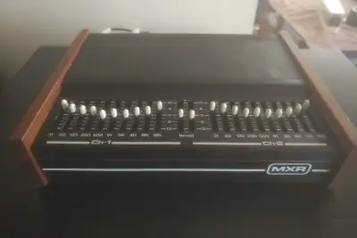MXR Model 114 2 Chan 10 Band EQ nr Mint, View more
