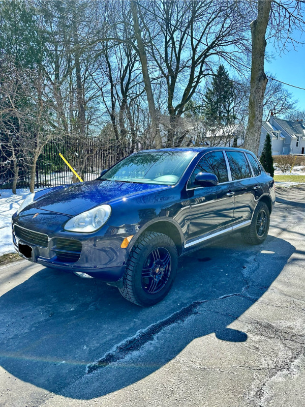 Rare 2005 Cayenne with 1G3 Rear-Mounted Spare Wheel - LOW KMS in Cars & Trucks in Markham / York Region - Image 3