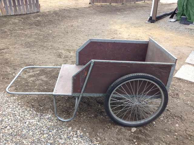 Yard and Garden cart for sale. in Outdoor Tools & Storage in Smithers