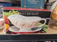 New two-piece white embossed vegetable stoneware gravy server 