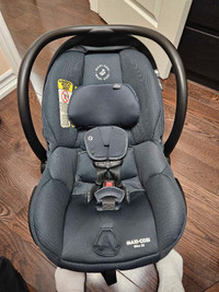 Maxi-Cosi Mico 30 Infant Car Seat with Base in Northern Grey